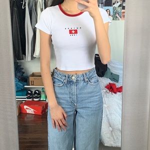 brandy melville suisse tee